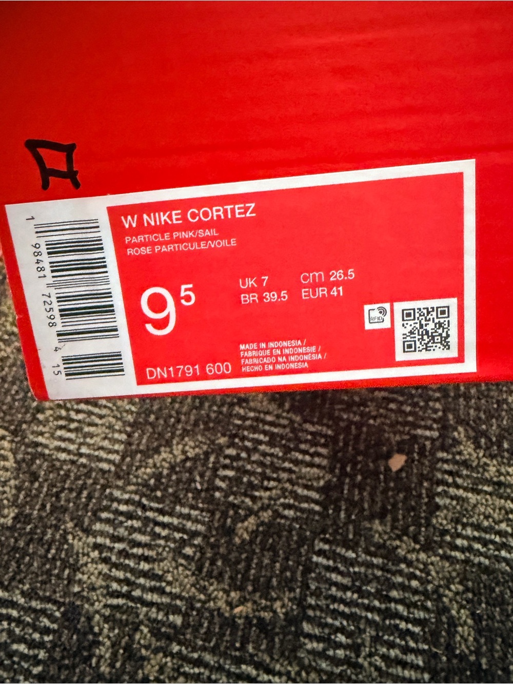 Nike Cortez - Picture 11 of 13